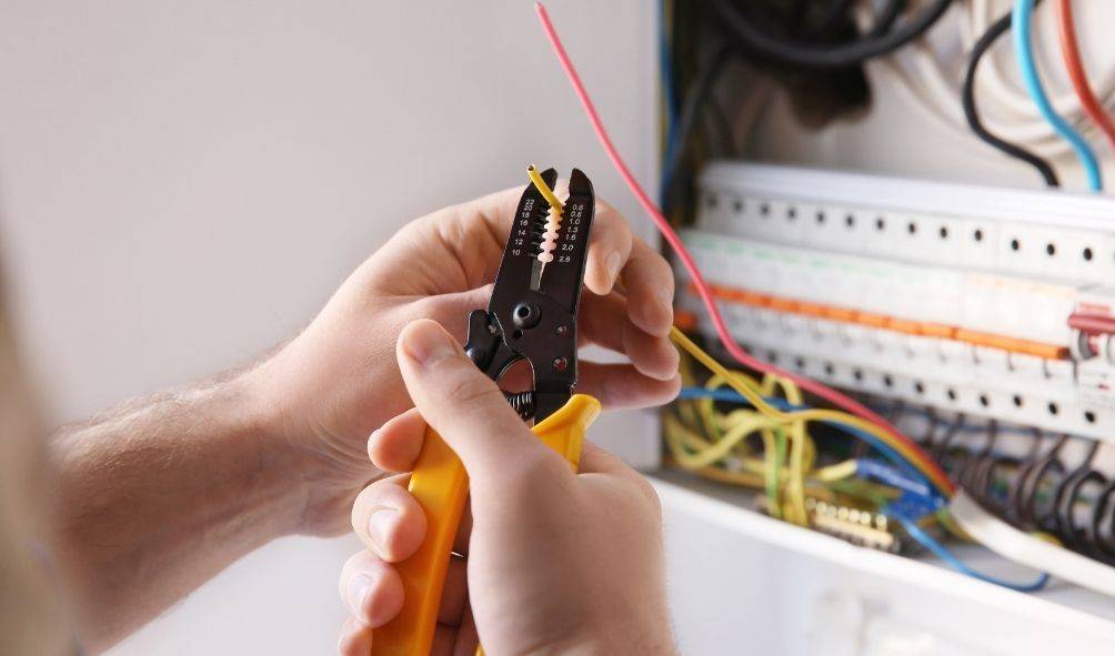 Nilüfer OSB’de Elektrikçi
